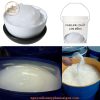 Vaseline có chứa thành phần từ dầu khoáng trong khoáng chất tự nhiên nên có thể giúp làn da của bạn cải thiện được tình trạng bong tróc, nứt nẻ và khô da